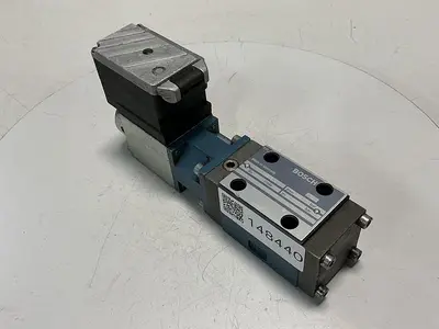 USED BOSCH 0 811 402 058