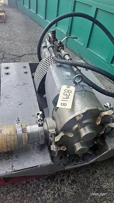USED SPX/WAUKESHA 130 POSITIVE DISPLACEMENT PUMP