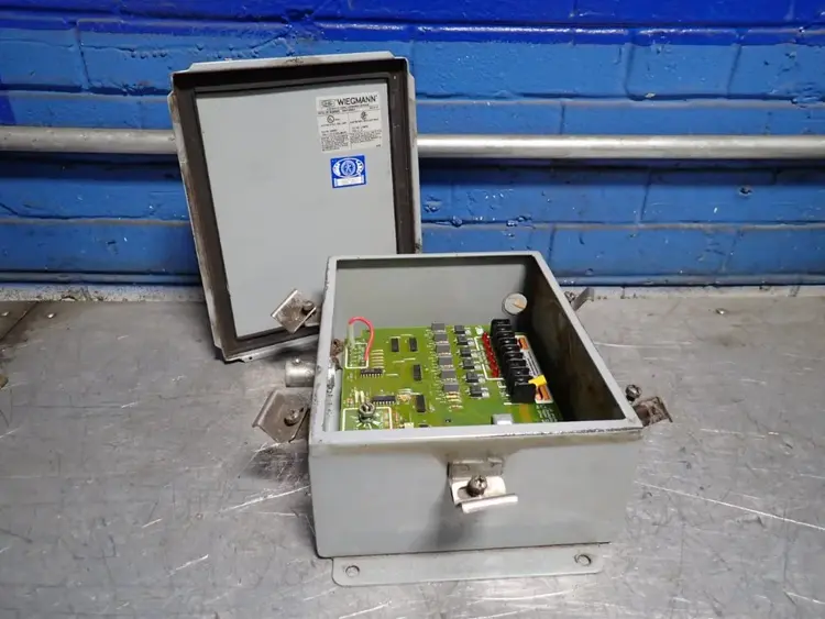 Used WIEGMANN BN4100804 Electrical Controls | HGR 24 #747837