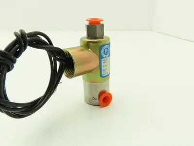 Honeywell Skinner B11TME1040 Solenoid Valve 2-Way (NO) 240VAC 40 PSI 1/8" NPT