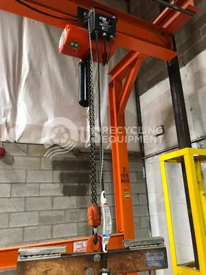Unknown Manufacturer: Used Forklift Battery Charging System