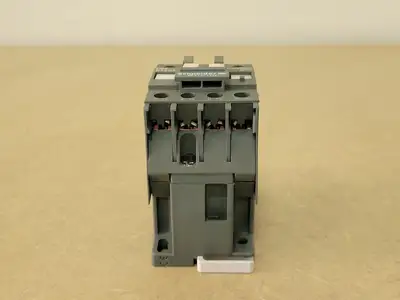 USED SCHNEIDER ELECTRIC LC1N1201B5