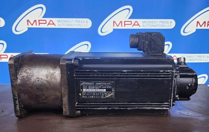 Used INDRAMAT MDD093B-N-030-N2M-110GA1 Servo Motors | Midwest Press and Automation #577402