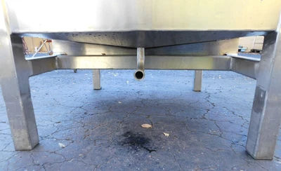 USED SPARTENBURG 300 GALLON