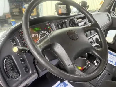 Used 2018 FREIGHTLINER BUSINESS CLASS M2 106 Hooklifts & Roll-Offs California US | Mittry Construction #1363502