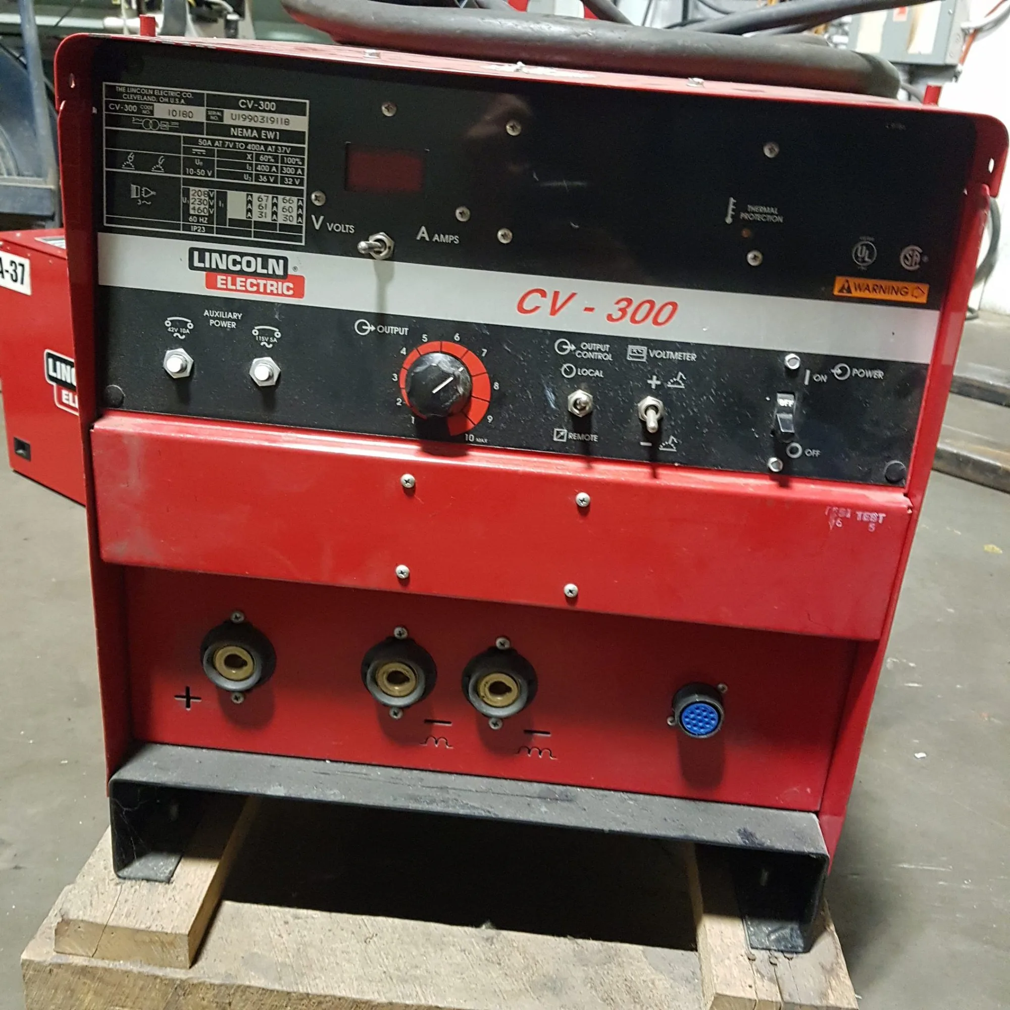 Lincoln CV -300  Welder with Cobramatic K1585-1 Wire Feeder