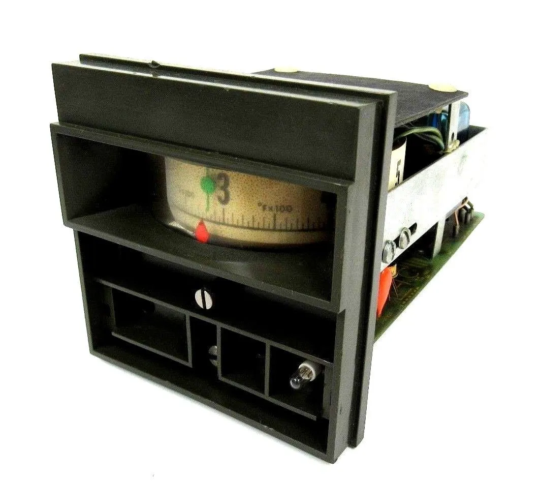 USED WEST INSTRUMENTS 802M TEMPERATURE CONTROL