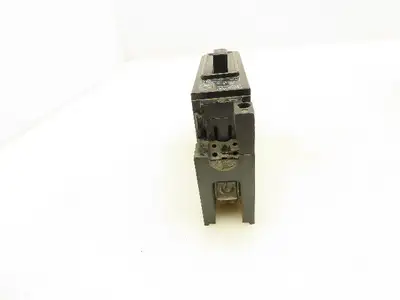 Westinghouse EB1020 Circuit Breaker 20A Single Pole 120V Lot of 13