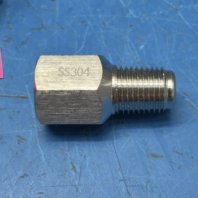 (8) Fluid Pressure Snubbers  Male X Female 1/4" NPT For Water,Light Oil