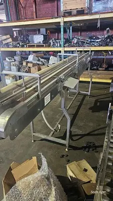 USED CUSTOM MANUFACTURING MATT TOP CONVEYOR
