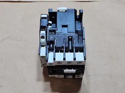 Used TELEMECANIQUE TC1D3210 Switchgears British Columbia CA | Lenmark #1438449