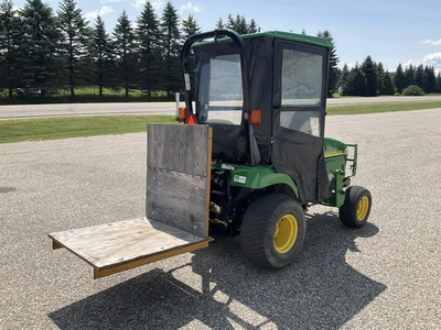 Used 2006 JOHN DEERE 2305 Sub-Compact & Compact Tractors Michigan US | Miedema Asset Management Group #1321982