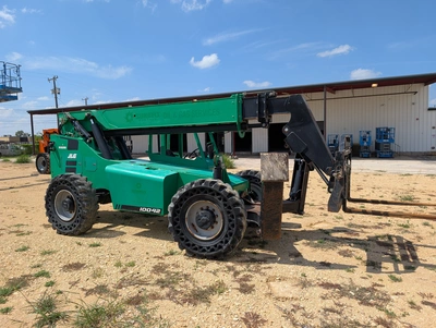 USED 2017 Skytrak 10042