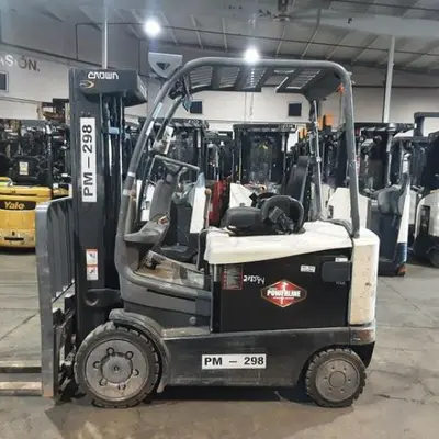 USED 2021 CROWN FC5225-50