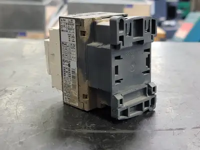 USED SCHNEIDER ELECTRIC LC1D12