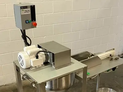 Rotary Cheese Grater - 3 grating cylinders