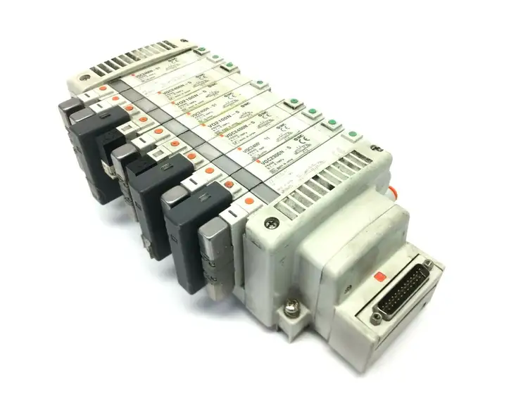 Used SMC PLUG-IN MANIFOLD Connector Accessories | Maverick Industrial Sales #1115076