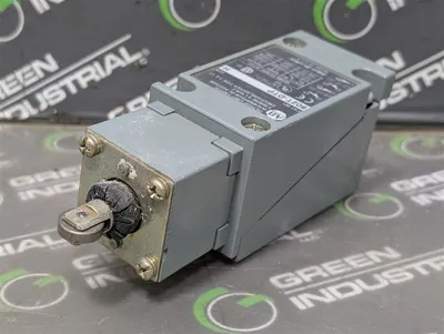 Allen Bradley 802T-DTP Oiltight Limit Switch Used