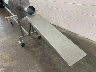 Pneumatic Ham Netting Machine