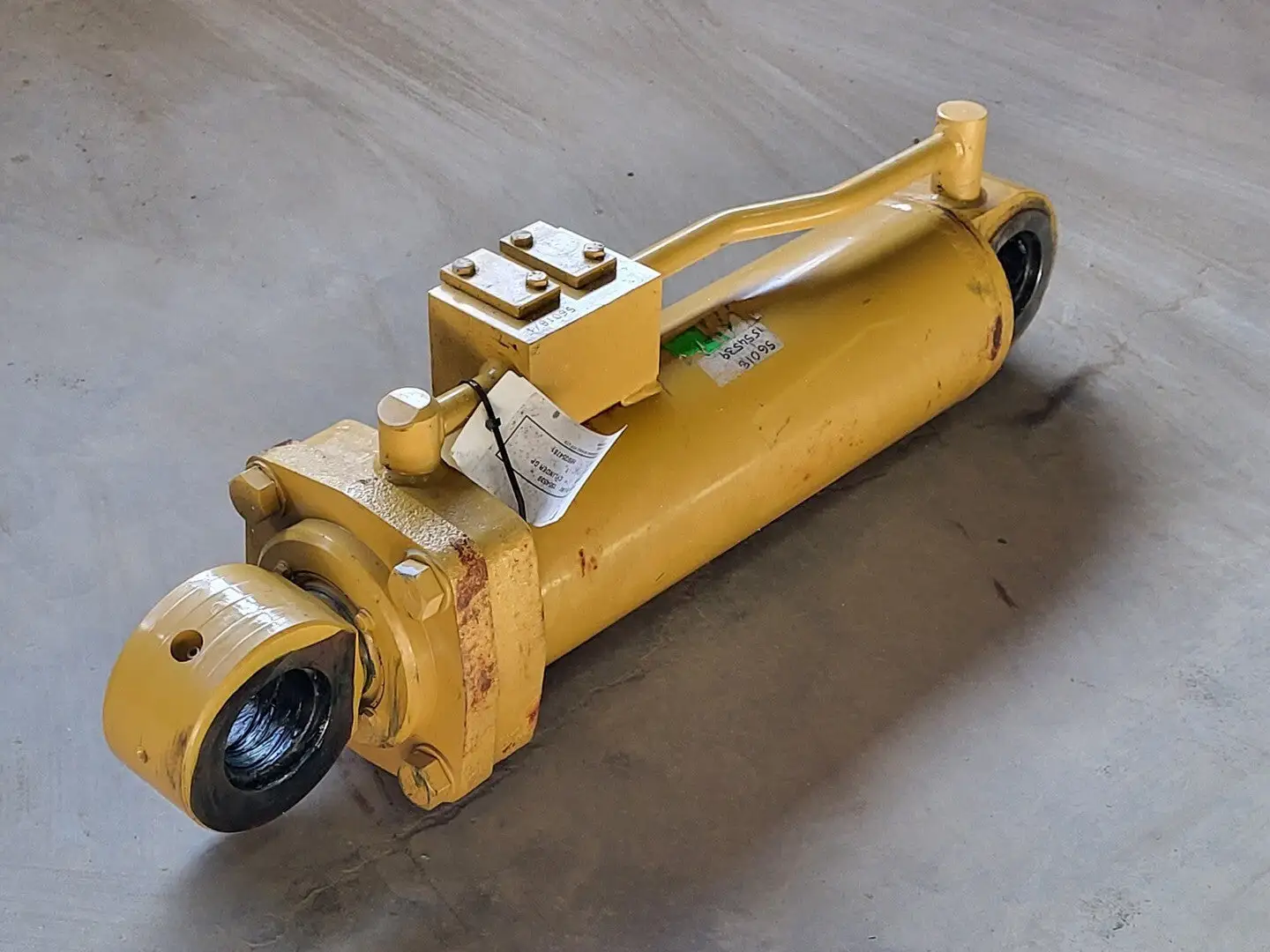 NEW 2011 CATERPILLAR 155-4539