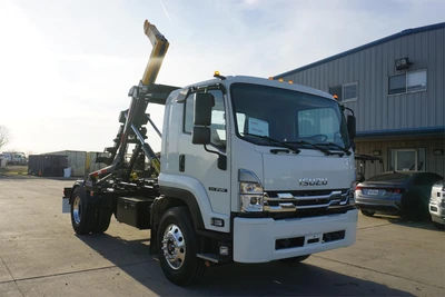 Used 2027 ISUZU FVR Hooklifts & Roll-Offs Texas US | Roll Off Truck World #1491763