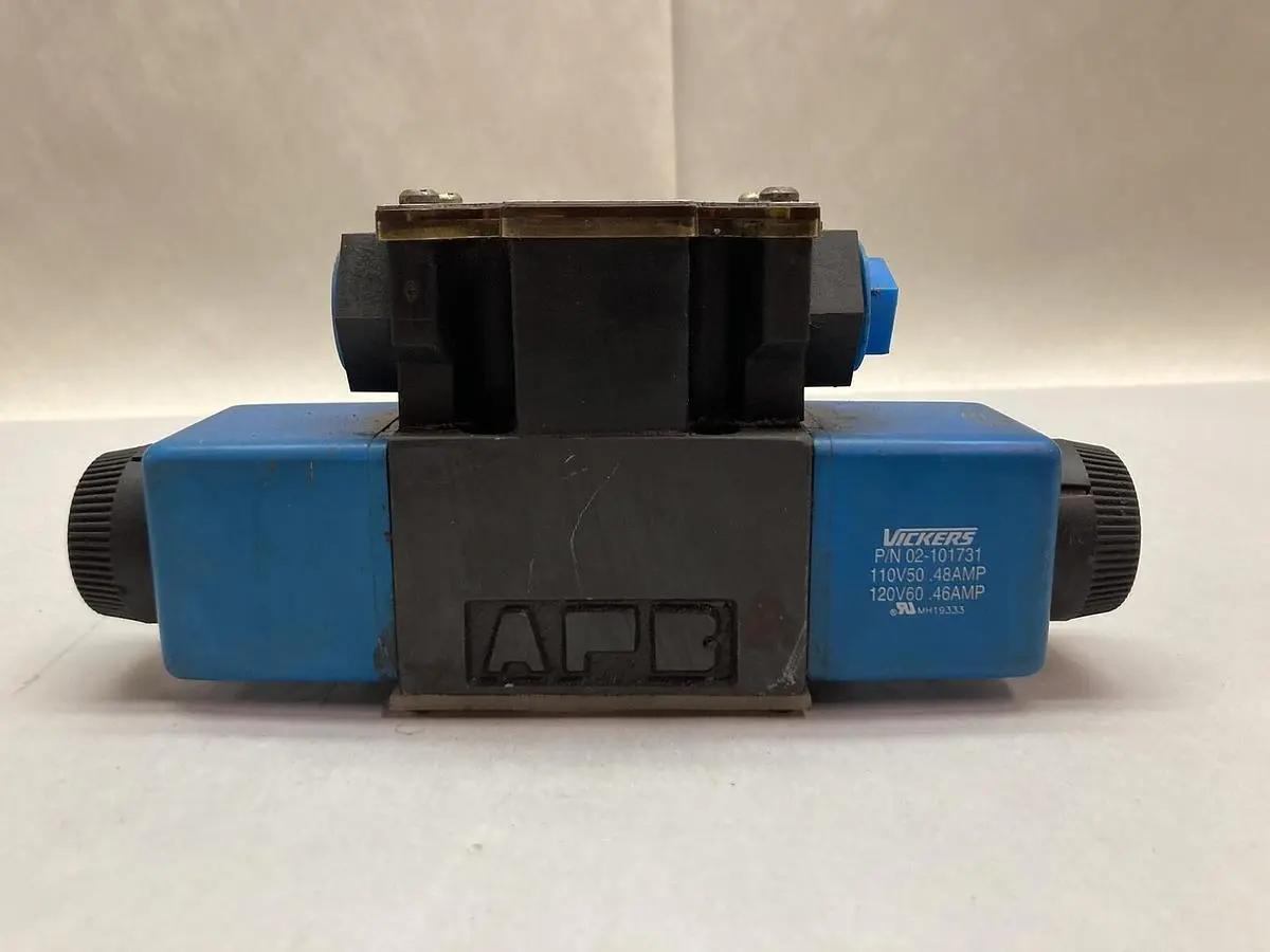 USED VICKERS DG4V-3S-CC-M-FW-B5-60