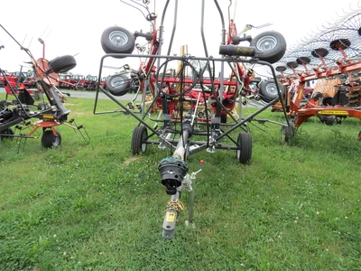 New | in-Stock 2024 MASSEY FERGUSON TD776TRC Tedders Pennsylvania US | Zimmerman Farm Service #1409943