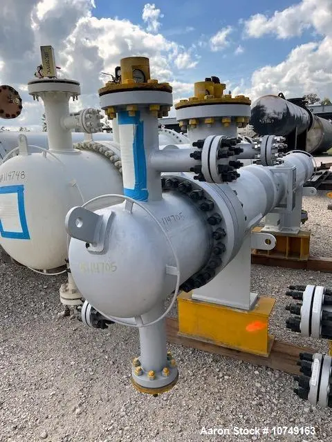 Used 234 Sq Ft Heat Exchanger, Duplex 2205 Tubes, 316L Stainless Shell, 130 Tube Holes