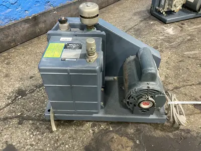Used WELCH 1402 Vacuum Pumps Ohio US | HGR 24 #1566914
