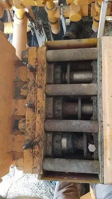 USED SJ PETRO SJ-300 TRIPLEX MUD PUMP