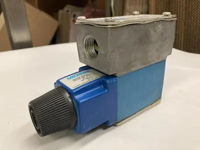 USED VICKERS DG4V-3-6B-M-W-B-40