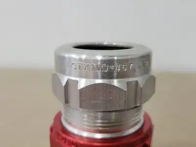 NEW THOMAS & BETTS STX100-467
