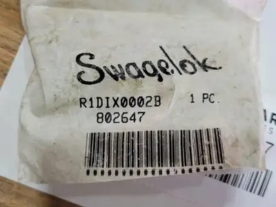 NEW SWAGELOK R1DIX0002B