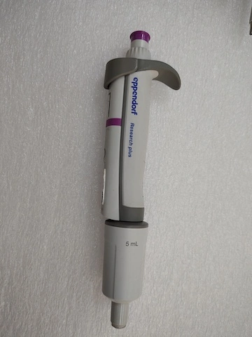 Used EPPENDORF _UNKNOWN_ Pipettes California US | Biotech Equipment Sales #1505977