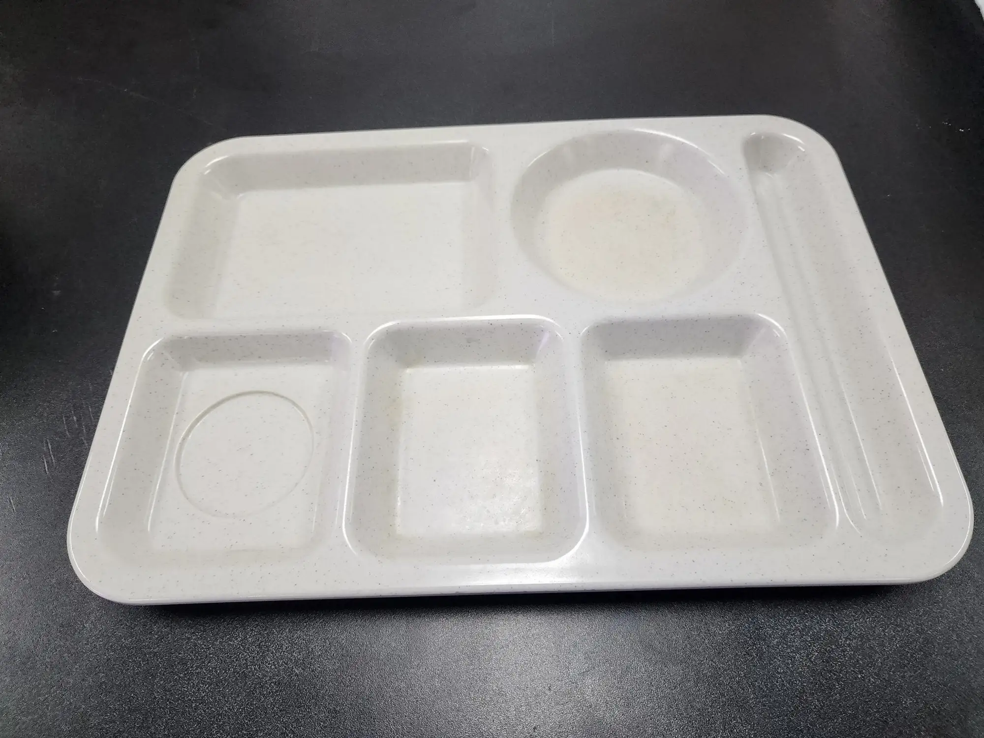 Used Cambro Used Carlisle Heavy Duty 6-Compartment Melamine Plastic Serving Trays Restaurant Equipment (Miscellaneous) Illinois US | Falcon Restaurant Supply #1376605