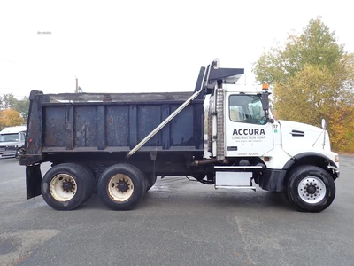 Used 2005 VOLVO VHD64F200 Dump trucks Massachusetts US | Brookside Equipment Sales #1558190