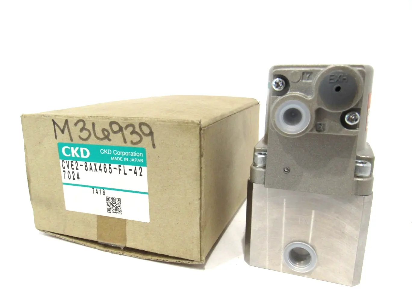 NEW CKD CVE2-8AX465-FL-42 7024 VALVE CVE28AX465FL427024