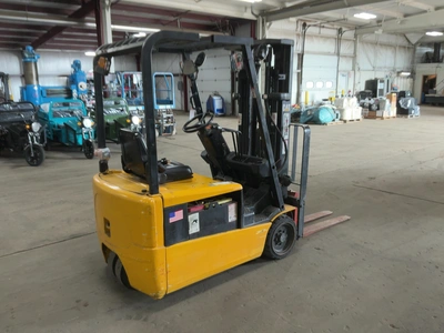 Used CATERPILLAR EP16KT 3-Wheel Sit down Electric Counterbalance Forklifts Michigan US | Miedema Asset Management Group #1760317