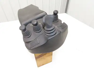 Linde Forklift Arm Rest 5 Lever Mast & Directional Control Removed From E20C
