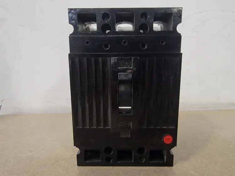 Used GENERAL ELECTRIC TED136100 Switchgears British Columbia CA | Lenmark #409370