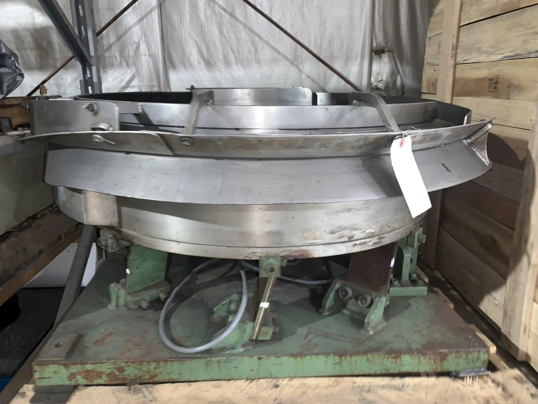 36" Clock Wise Vibratory Bowl