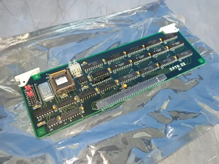 Used _UNKNOWN_ OPTO 22 Input / Output Modules | HGR 24 #752378