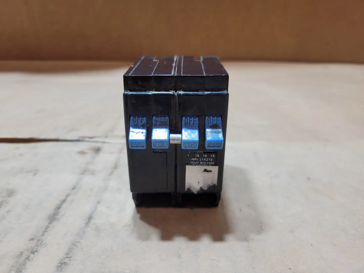 Used BRYANT DNPL215215 Switchgears British Columbia CA | Lenmark #1438445