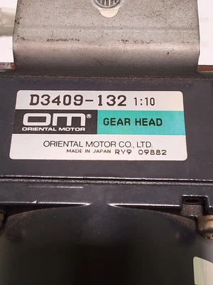 ORIENTAL MOTOR 31K15GN-AW-E1 INDUCTION MOTOR WITH D3409-132 1:10 GEAR HEAD