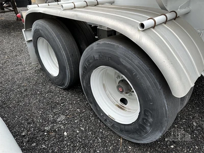Used 1966 LUBBOCK _UNKNOWN_ Tanker Trailers Indiana US | Lakeshore Equipment Sales #1546594