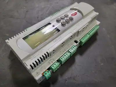 USED CAREL PCO3000ESO