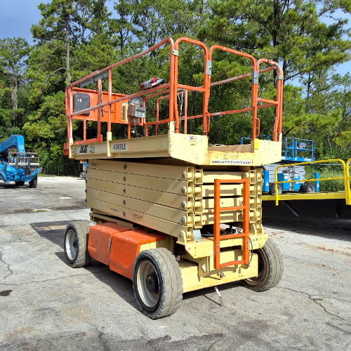 USED 2015 JLG 4069LE