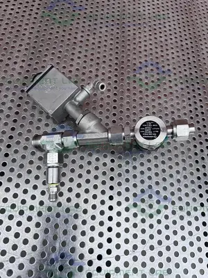 USED GEMU 540/15/D59405-1 PNEUMATIC VALVE ACTUATOR W/ NORGREN R05-200-RNEA REGULATOR
