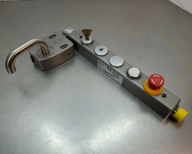 Used FORTRESS INTERLOCKS _UNKNOWN_ Switch Parts South Carolina US | Palmetto Automation #1485489