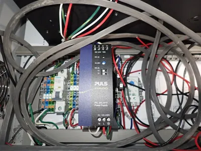 USED SICK 2099381